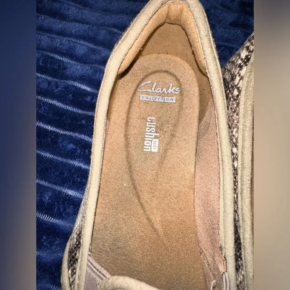 Clarks Azella Theoni Snake Print Slip On Espadrille Loafers size 6.5 comfort